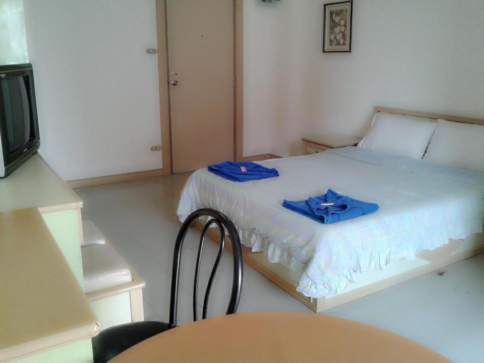 M In Korat Service Apartment Nakhonratchasima Esterno foto